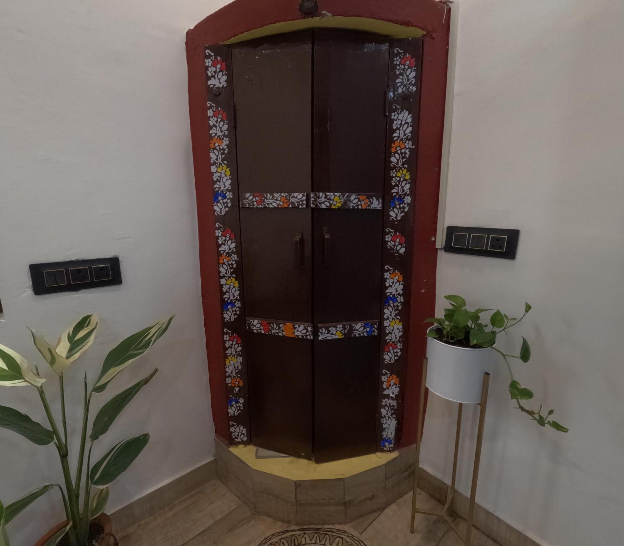 Bagicha - Near Jolly Grant Airport * Doiwala