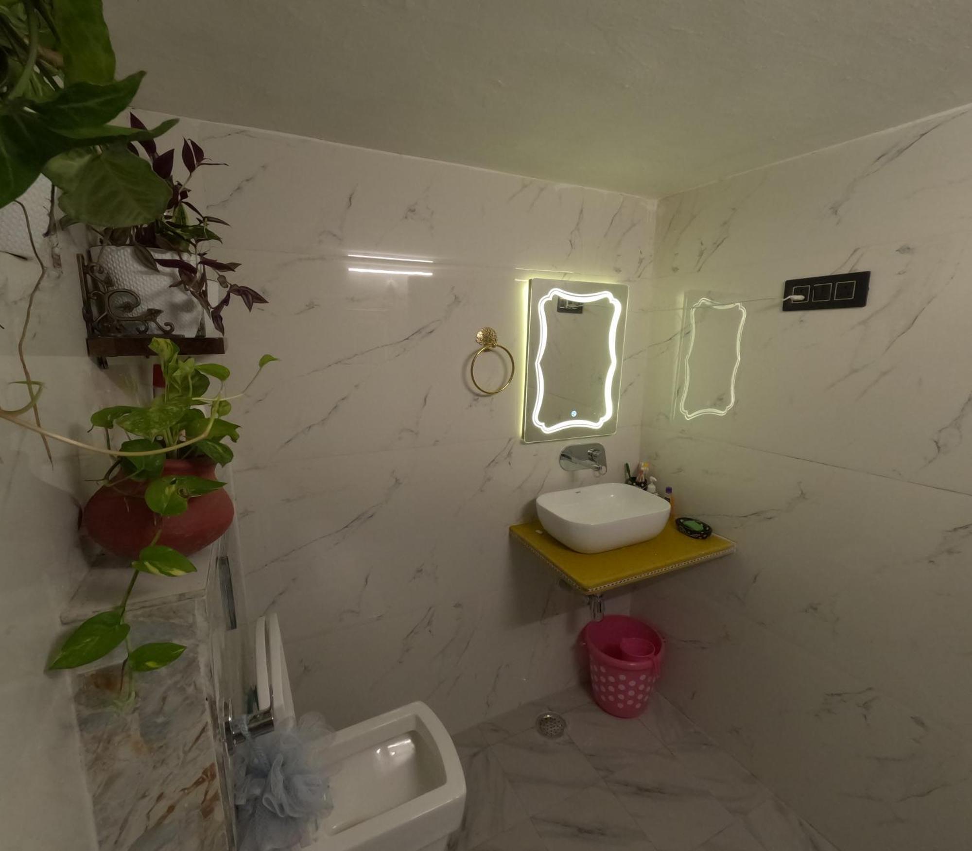 Holiday home Bagicha - Near Jolly Grant Airport *