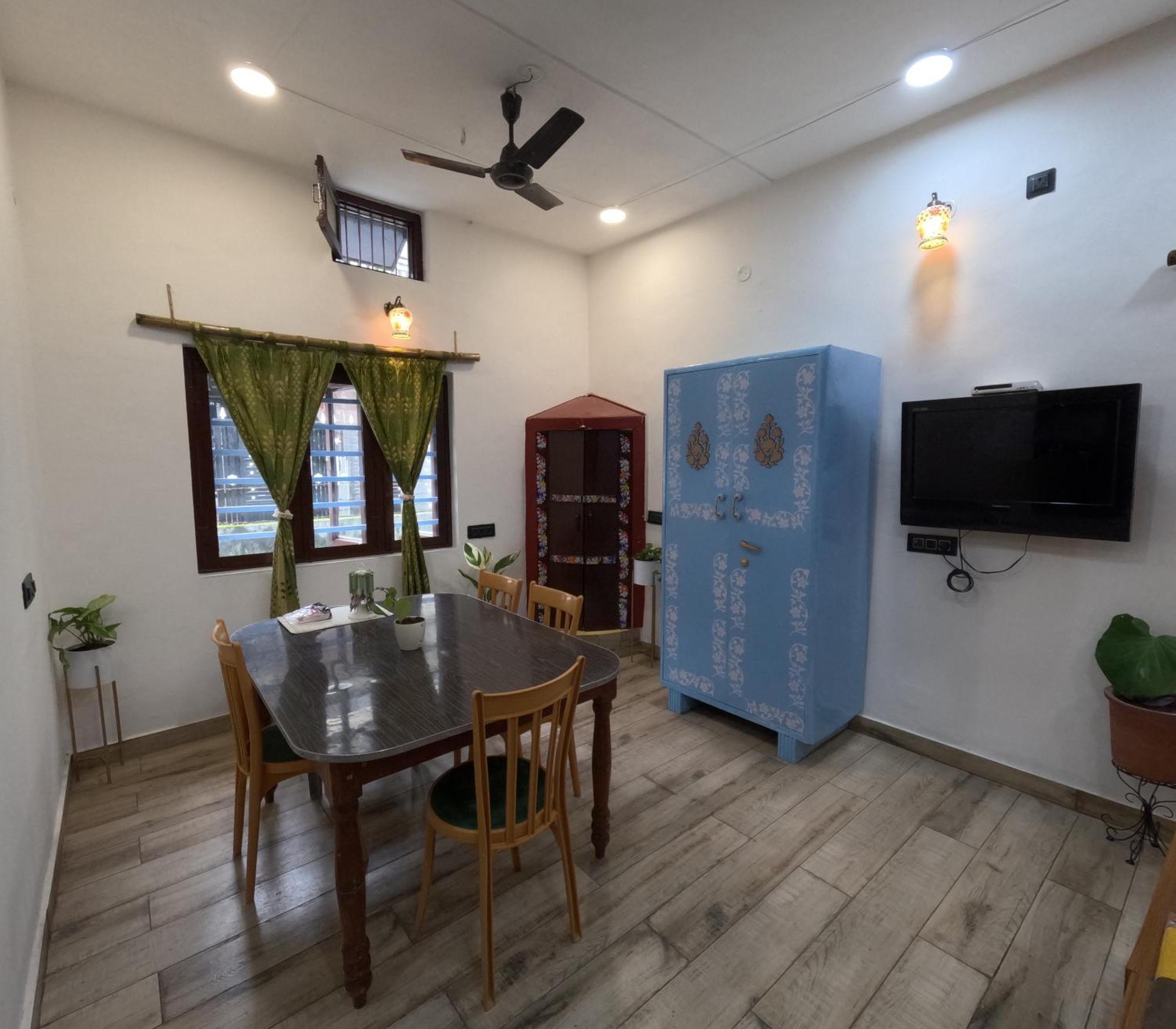 Bagicha - Near Jolly Grant Airport * Doiwala